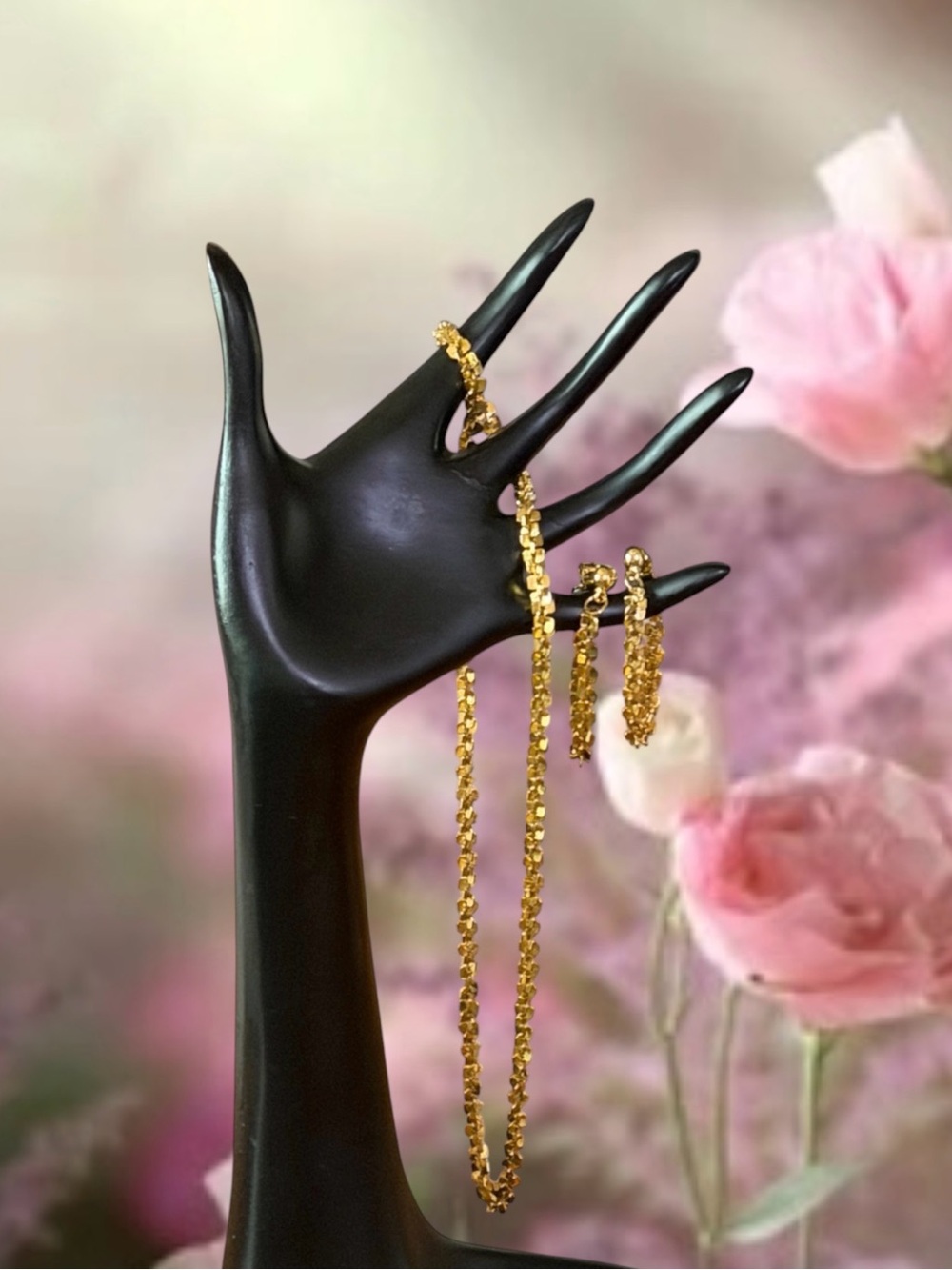 Vintage Gold-Tone Geometric Link Chain Necklace and Hoop Earrings Set